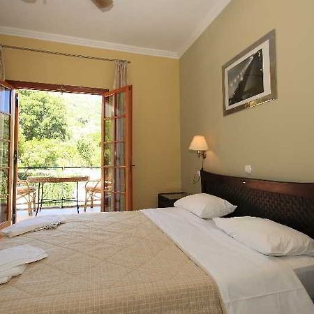 Bella Vista Hotel And Apartments Parga Ngoại thất bức ảnh