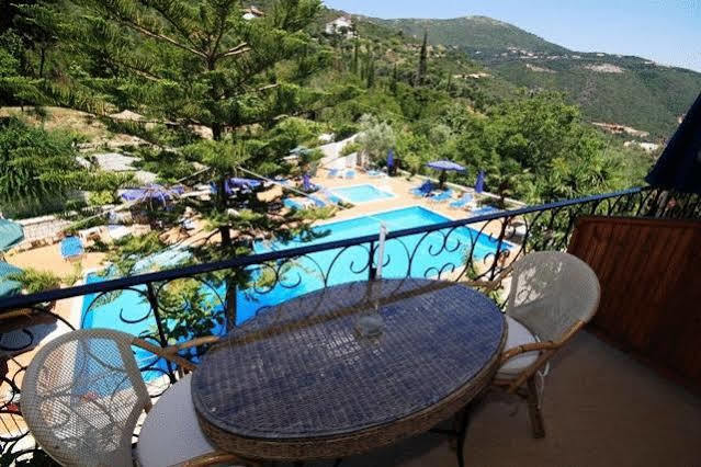 Bella Vista Hotel And Apartments Parga Ngoại thất bức ảnh